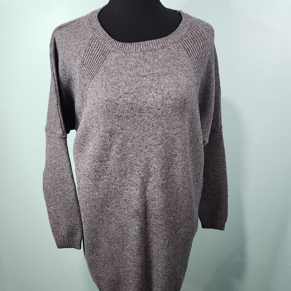 Designer Vivian Shyu Gray Long Sweater  Lot D